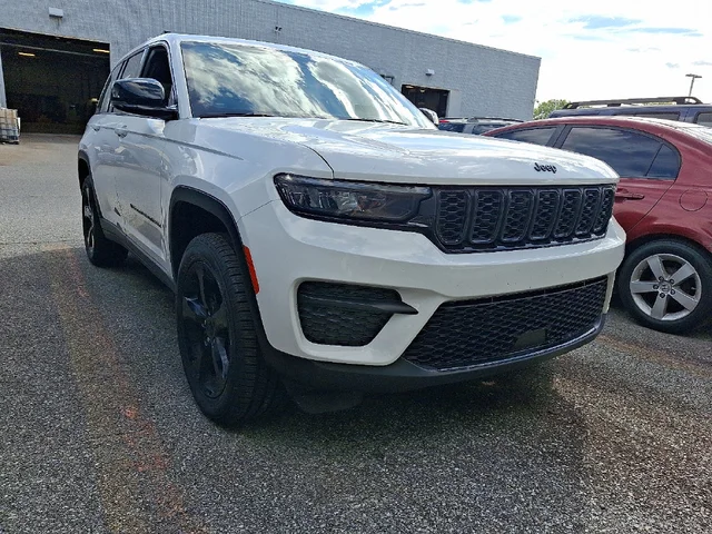 2024 Jeep Grand Cherokee Altitude