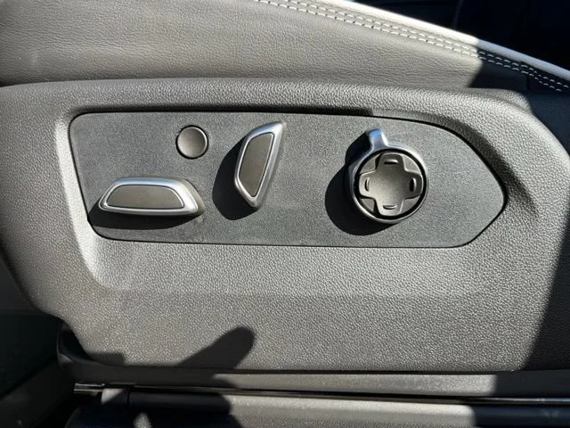 New 2026 Onyx Black GMC AT4X image 16