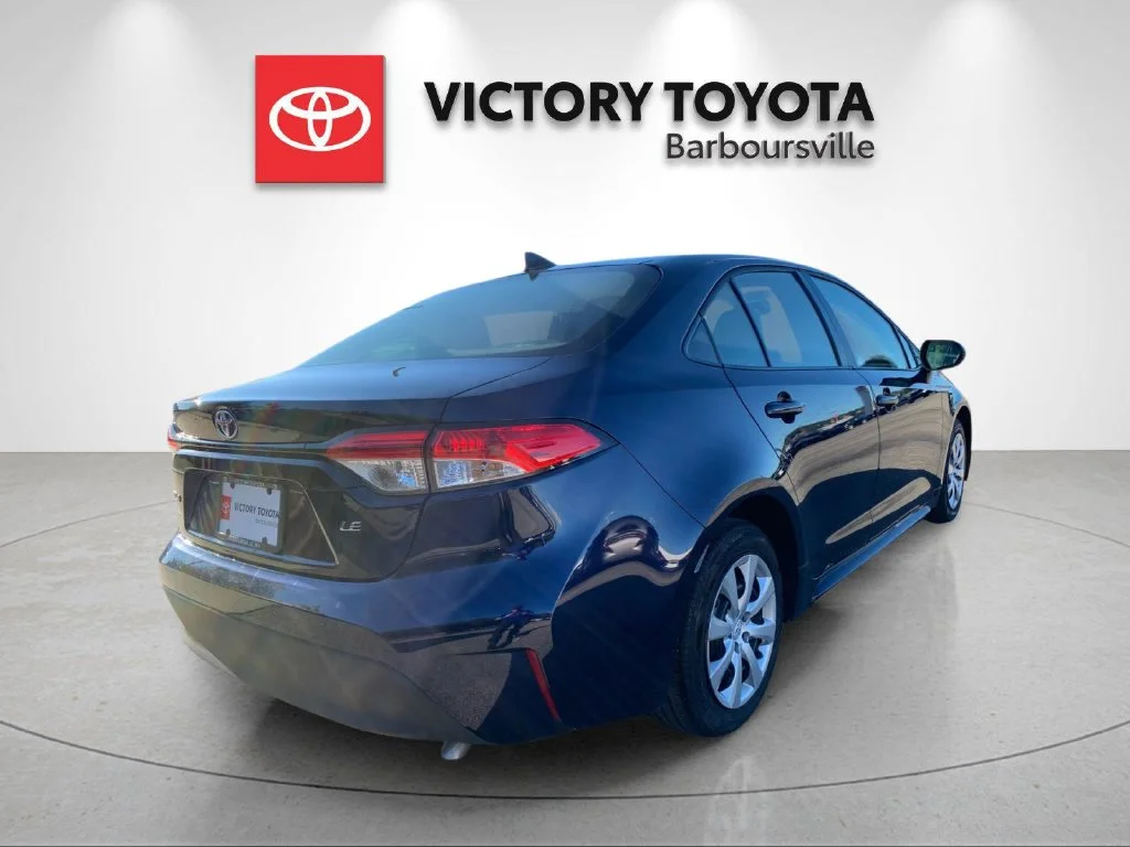 Used 2025  Toyota LE image 7