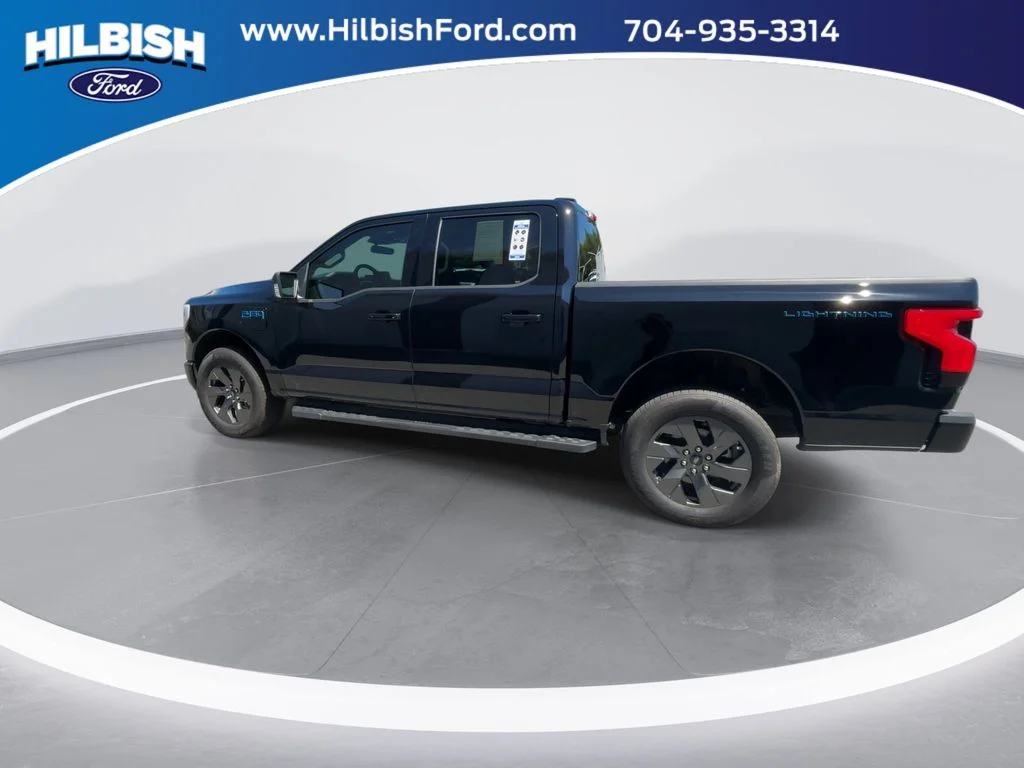 Used 2025 Black Ford Flash image 5