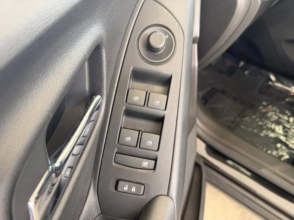 Used 2020 Black Chevrolet LS image 33