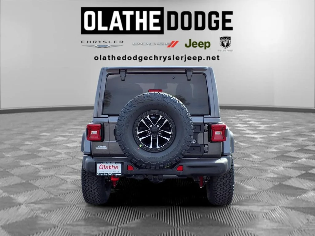 New 2026 Granite Crystal Metallic Clear-Coat Exterior Paint Jeep Rubicon X image 28