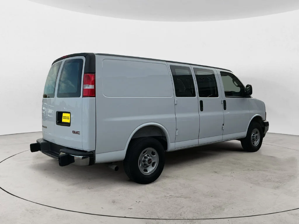 2025 GMC Savana Cargo Work Van - Photo 8