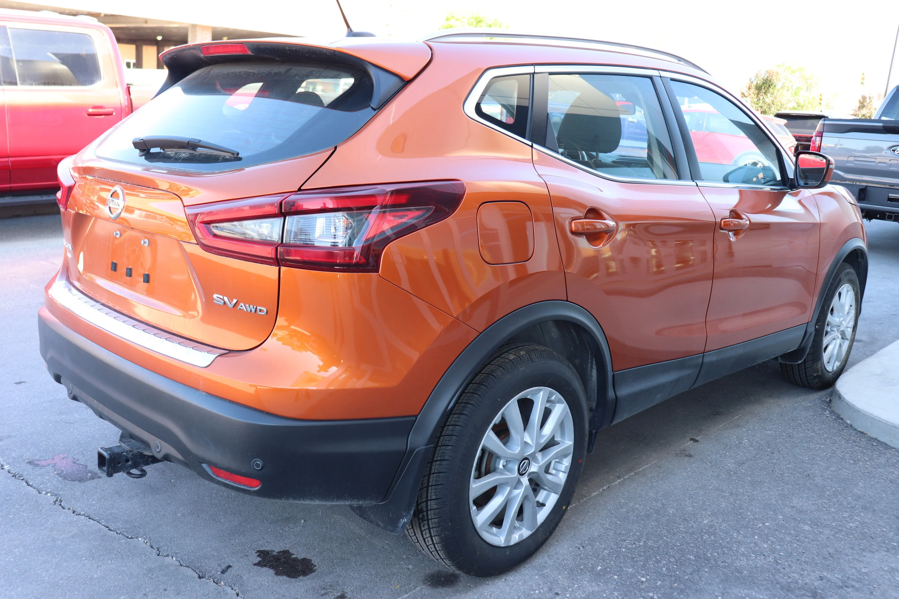Certified Used 2022 ORANGE Nissan SV image 4