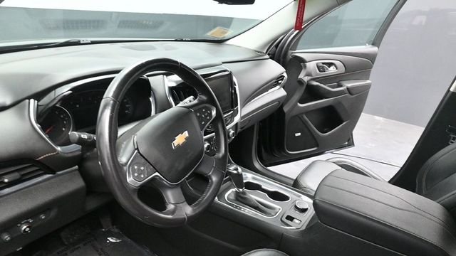 Used 2019 Black Chevrolet 3LT image 19