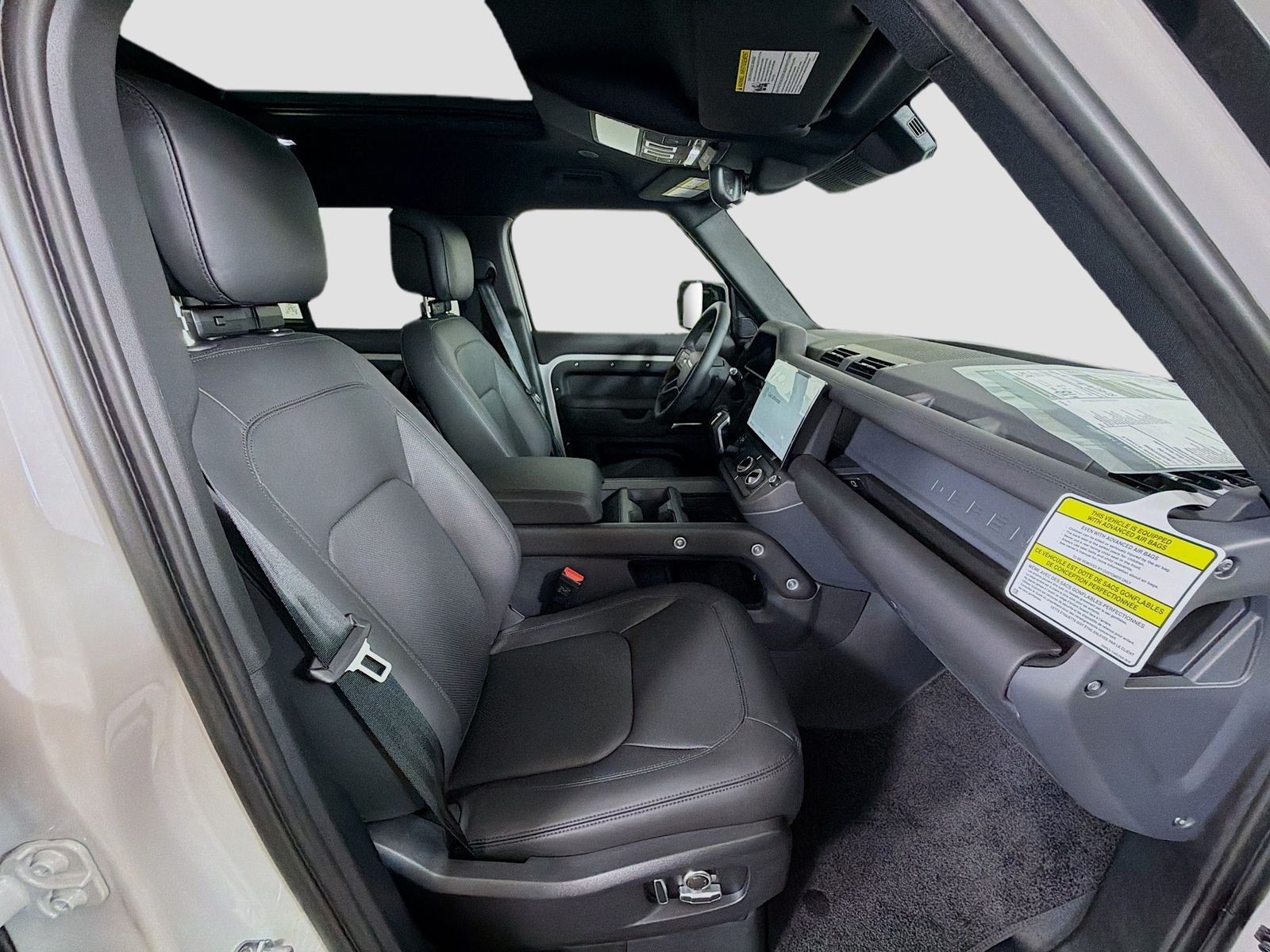 New 2026 Borasco Grey Land Rover X-Dynamic SE image 33