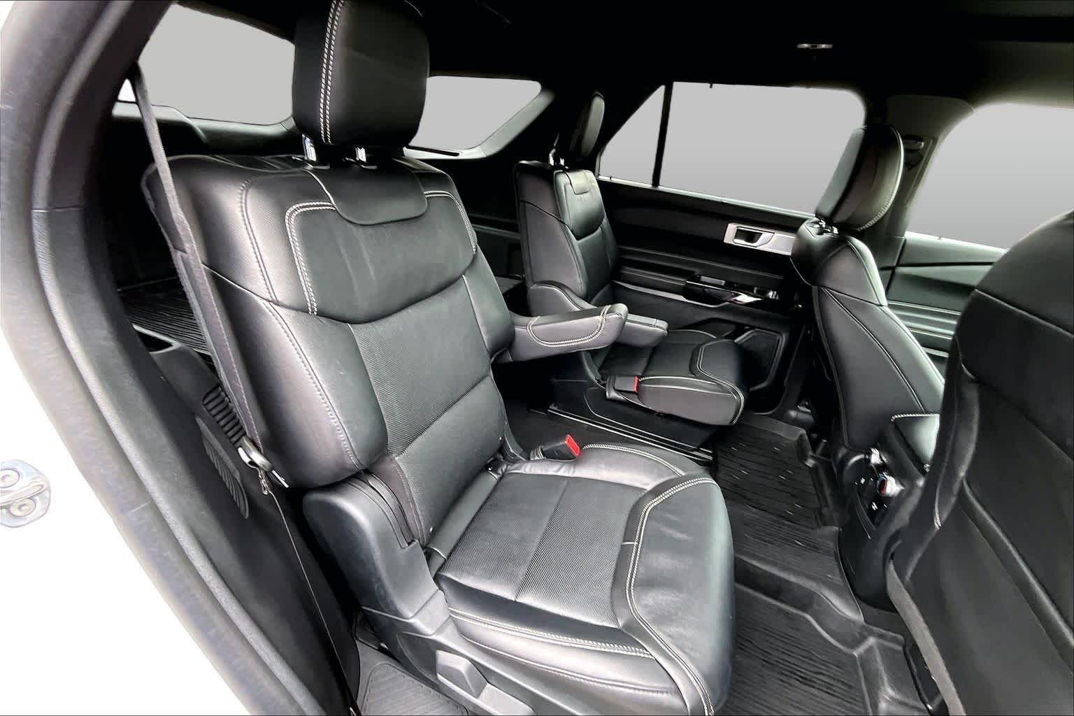 Used 2023 Star White Ford ST image 23