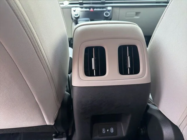Used 2025 Silver Hyundai SEL image 24