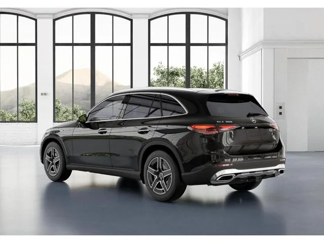 Used 2026 Black Mercedes-Benz GLC 300 image 31