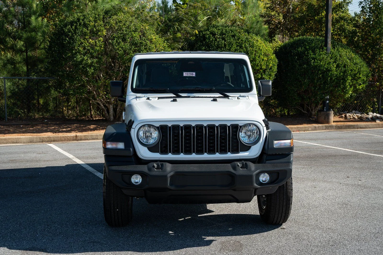 New 2026 Bright White Clear-Coat Exterior Paint Jeep Sport S image 2