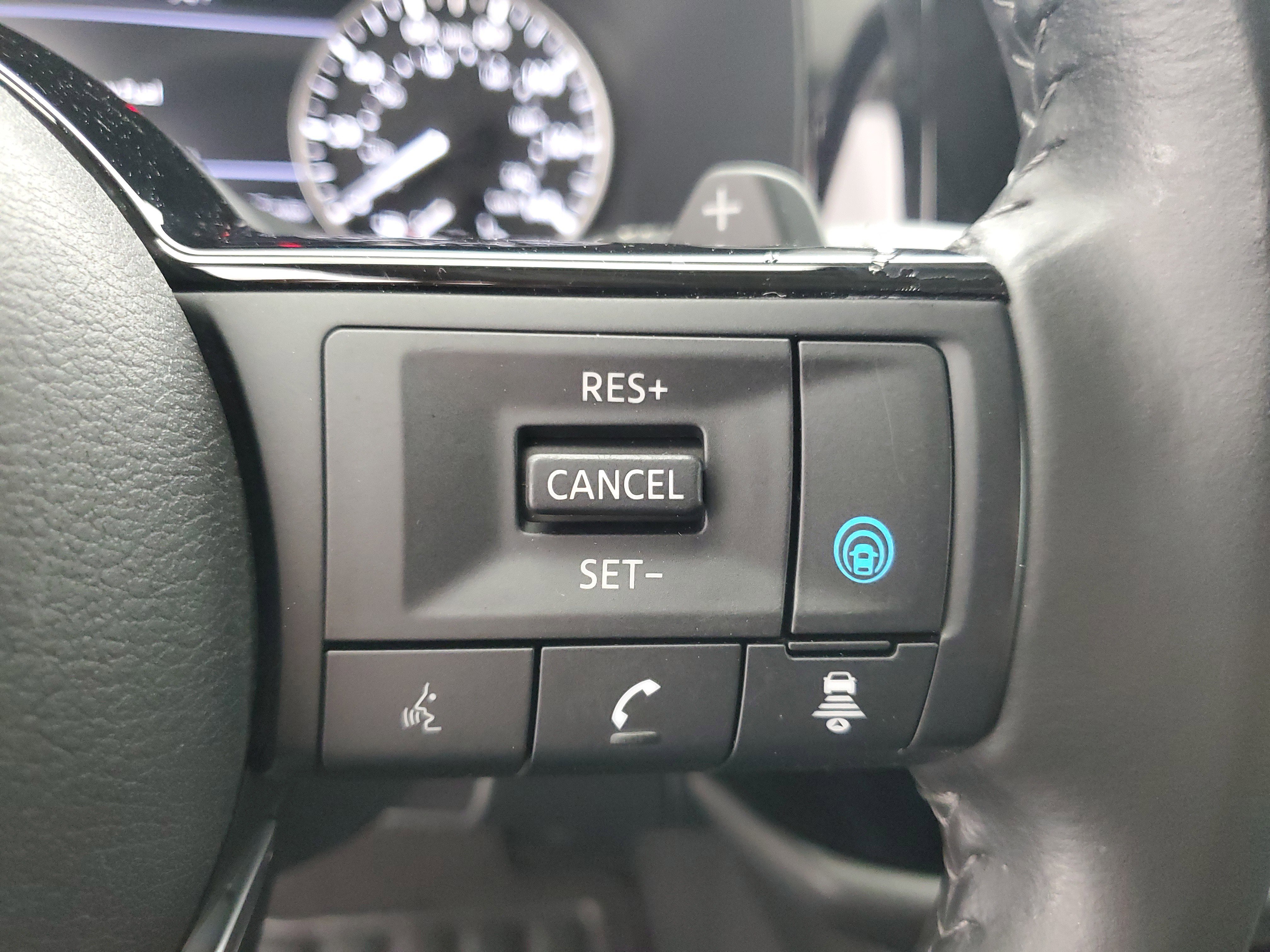 Used 2022 Scarlet Ember Tintcoat Nissan SV image 23