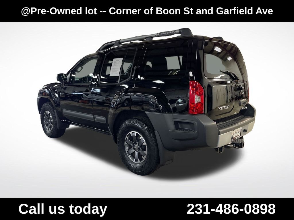 Used 2015 Black Nissan PRO-4X image 3