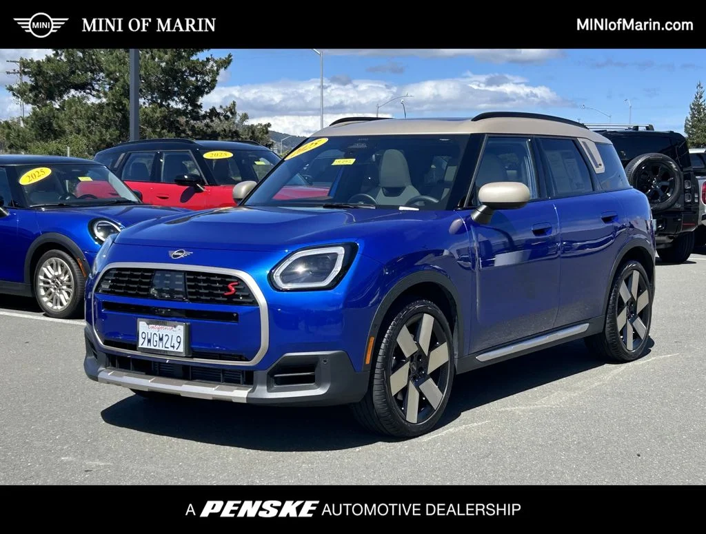 2025 MINI Countryman S ALL4's photo