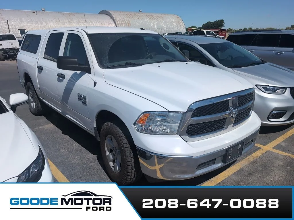 2020 RAM 1500 Classic Tradesman 4x4 Crew Cab 5'7's photo
