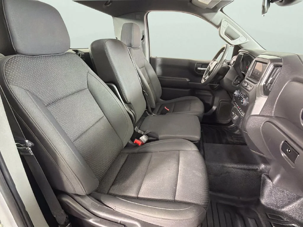 Used 2025 Summit White Chevrolet WT image 28