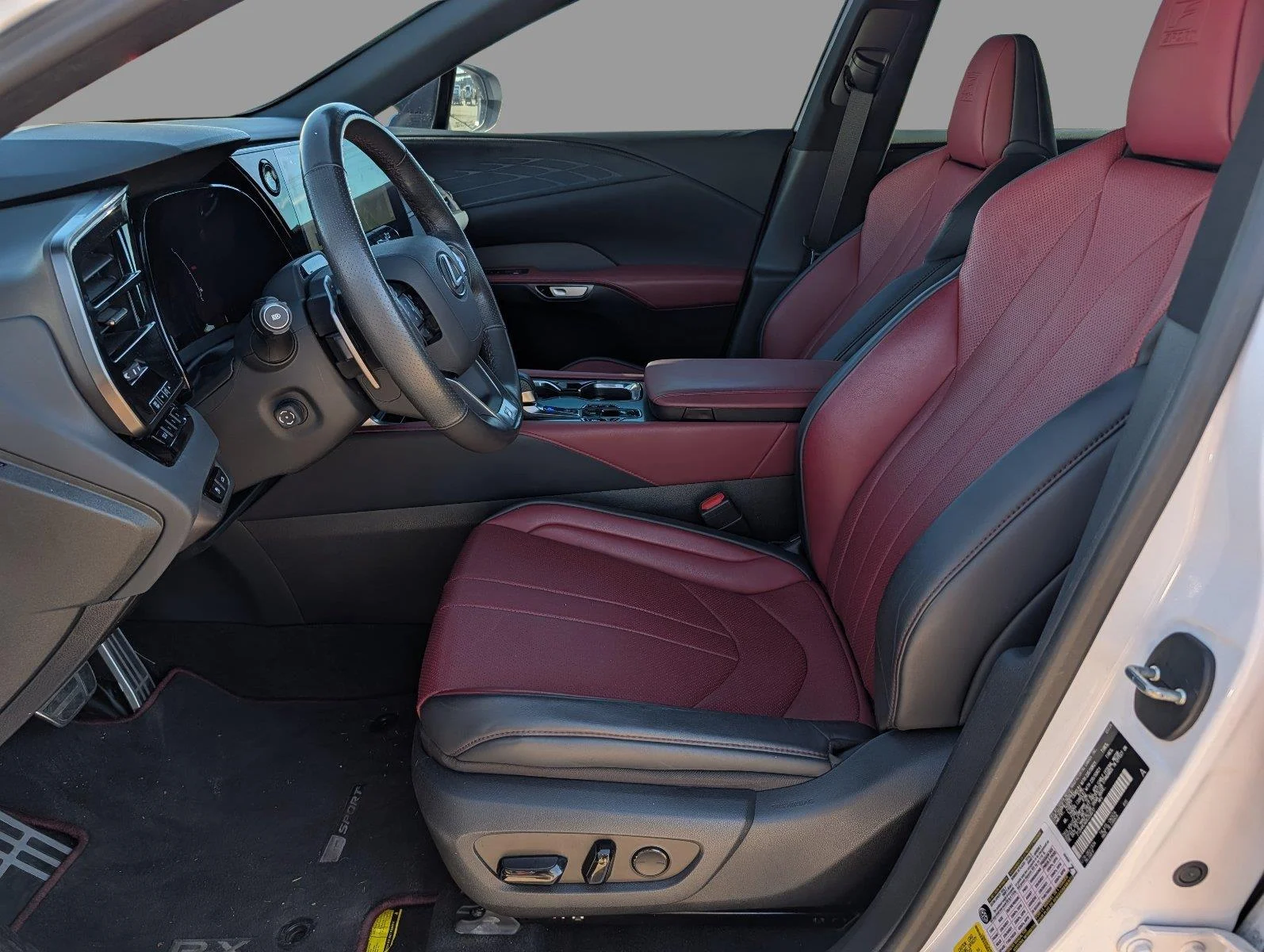 Used 2024 Ultra White Lexus RX 350 F SPORT Handling image 10