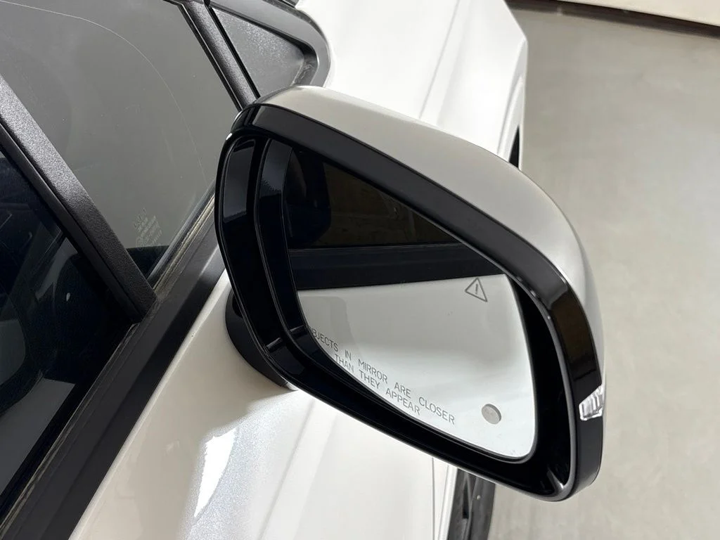 New 2026 Snow White Pearl Kia SX Prestige image 13