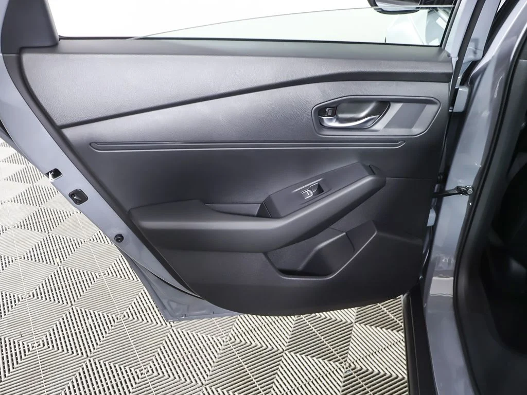 New 2026 Urban Gray Pearl Honda SE image 15