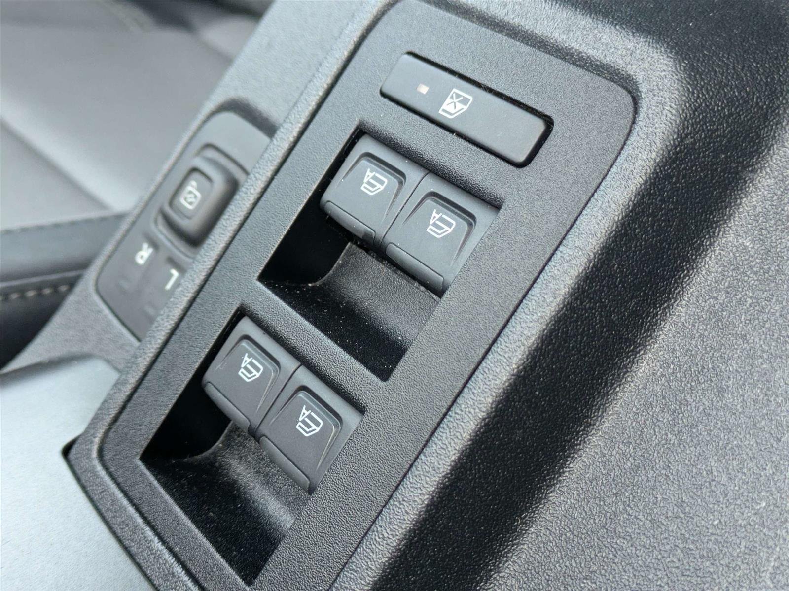 Used 2023 Cactus Gray Ford Everglades Advanced image 25