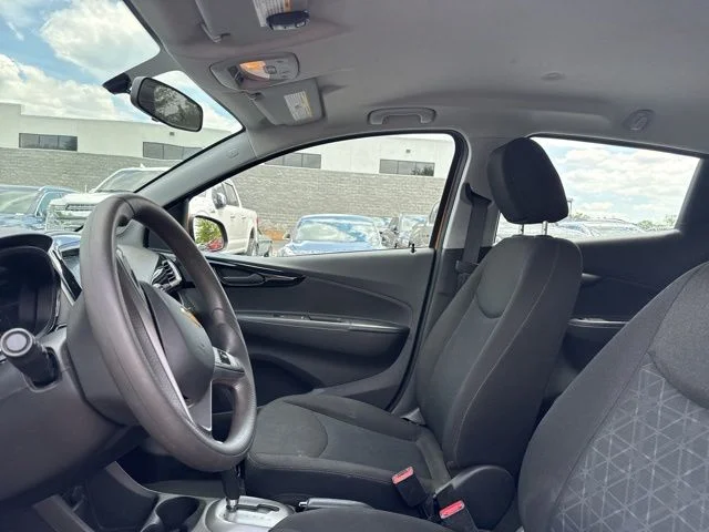 Used 2019 Orange Chevrolet 1LT image 9