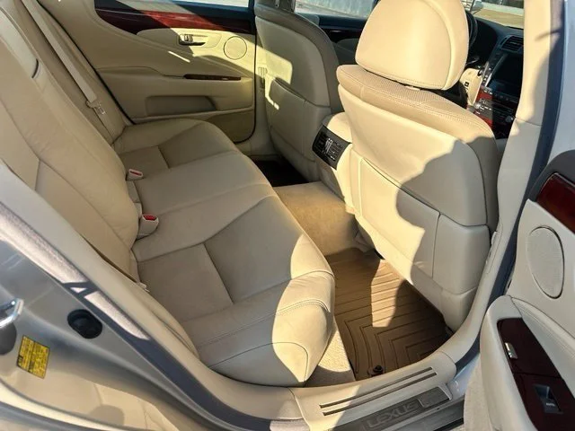 Used 2010 Beige Lexus 460 image 18