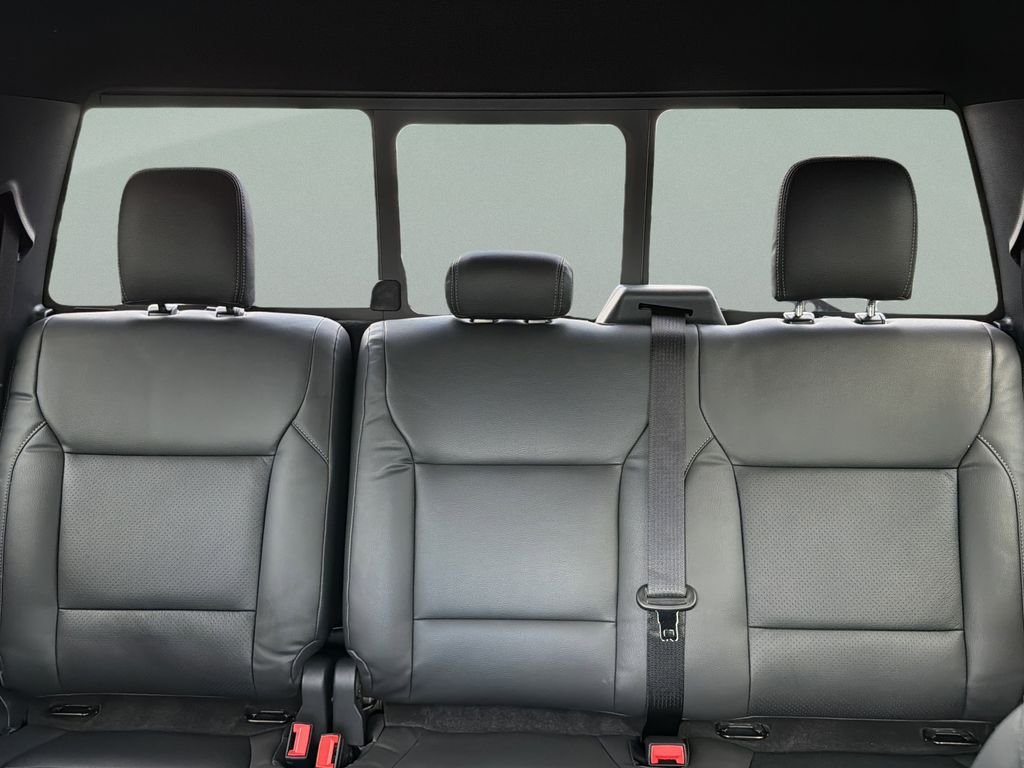 New 2025 White Ford XLT image 33