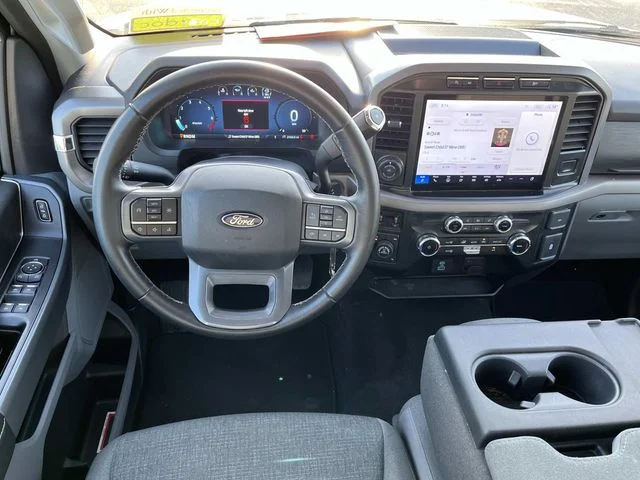 Used 2024  Ford XLT image 13