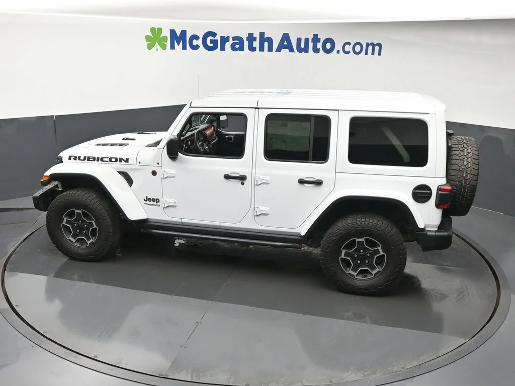Used 2018 White Jeep Unlimited Rubicon image 24