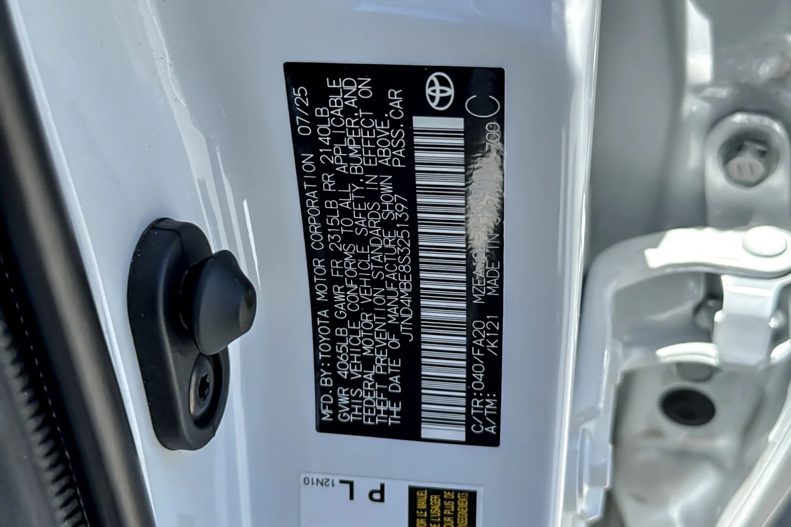 Certified Used 2025 Ice Cap Toyota SE image 27