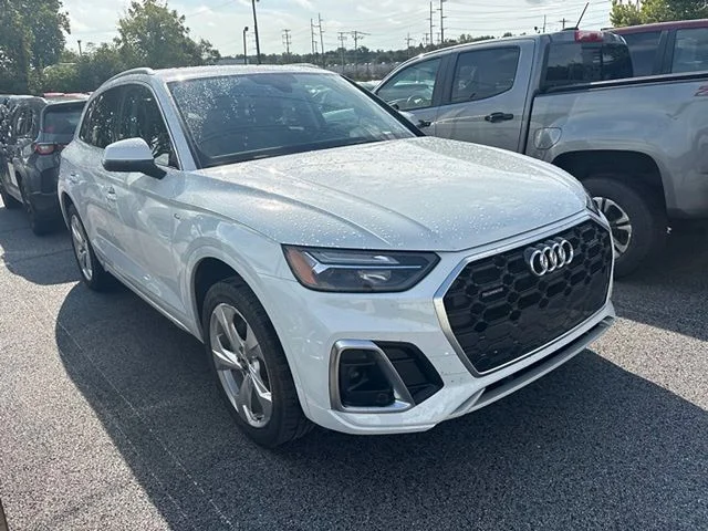 Used 2022 White Audi 45 S line Premium image 4