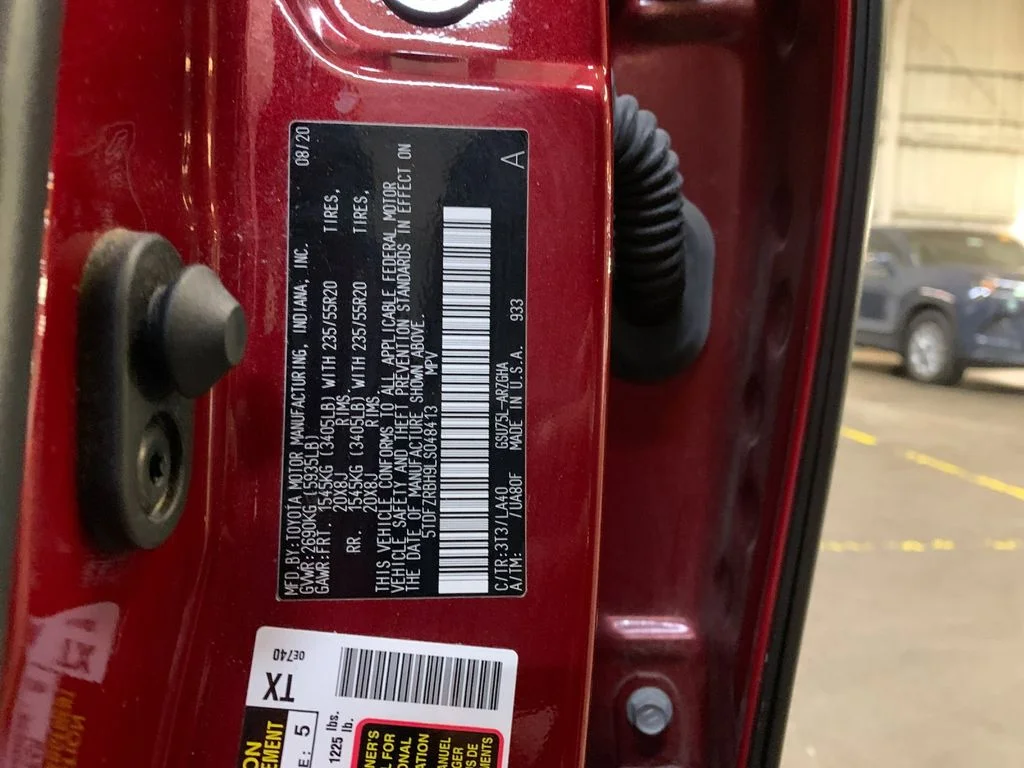 Used 2020 Red Toyota Platinum image 41