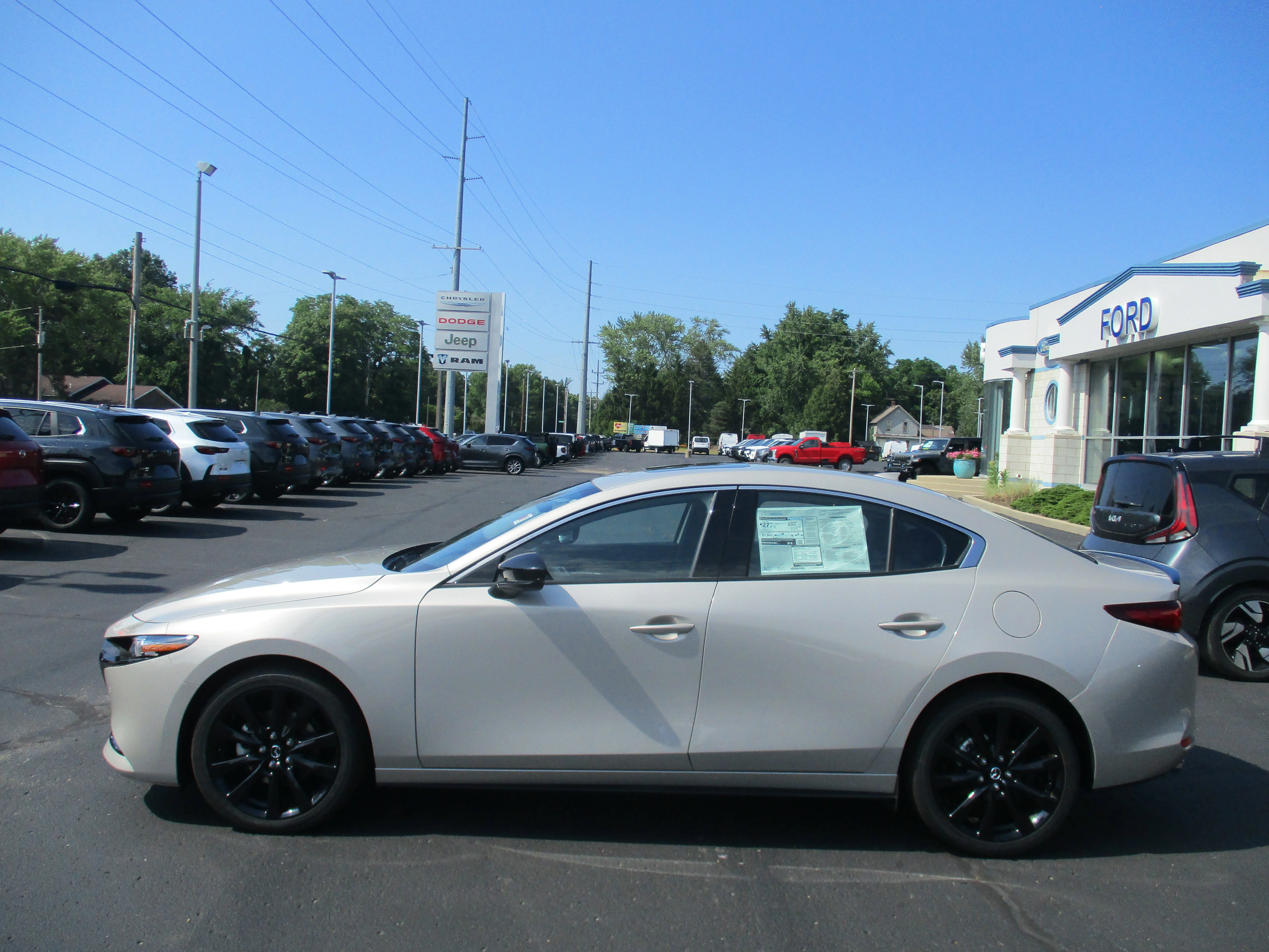 New 2025 Platinum Quartz Metallic Mazda 2.5 Turbo Premium Plus AWD image 9