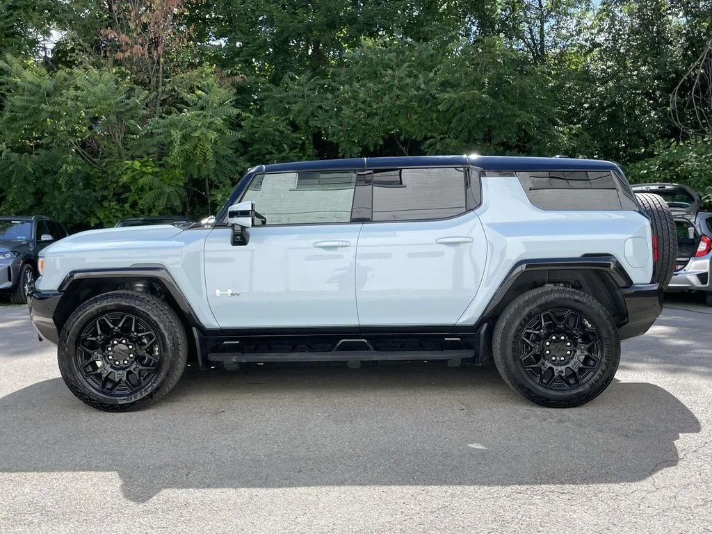 Used 2025 GMC HUMMER EV 2X with VIN 1GKB0NDE0SU101700 for sale in Sewickley, PA