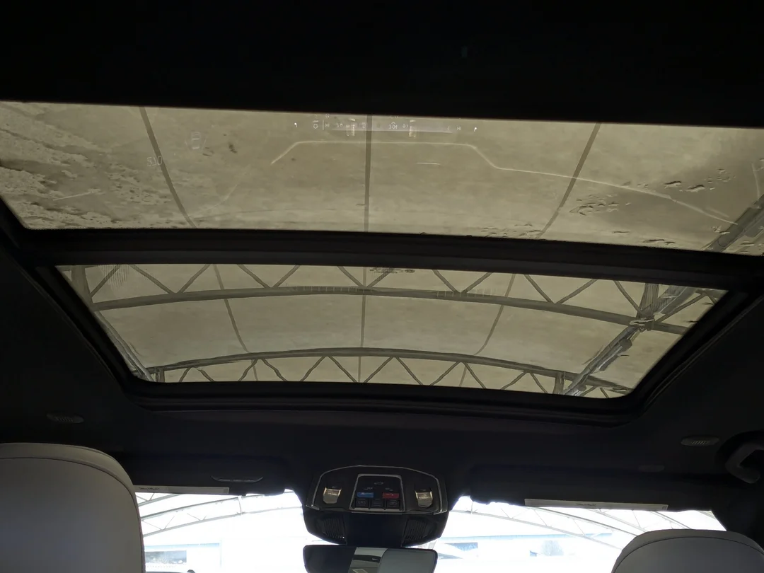 New 2026 Red Jeep Limited - - 4x4 - Tech Group - Panoramic Sunroof - Trailer Tow - Remote Start & More! image 31