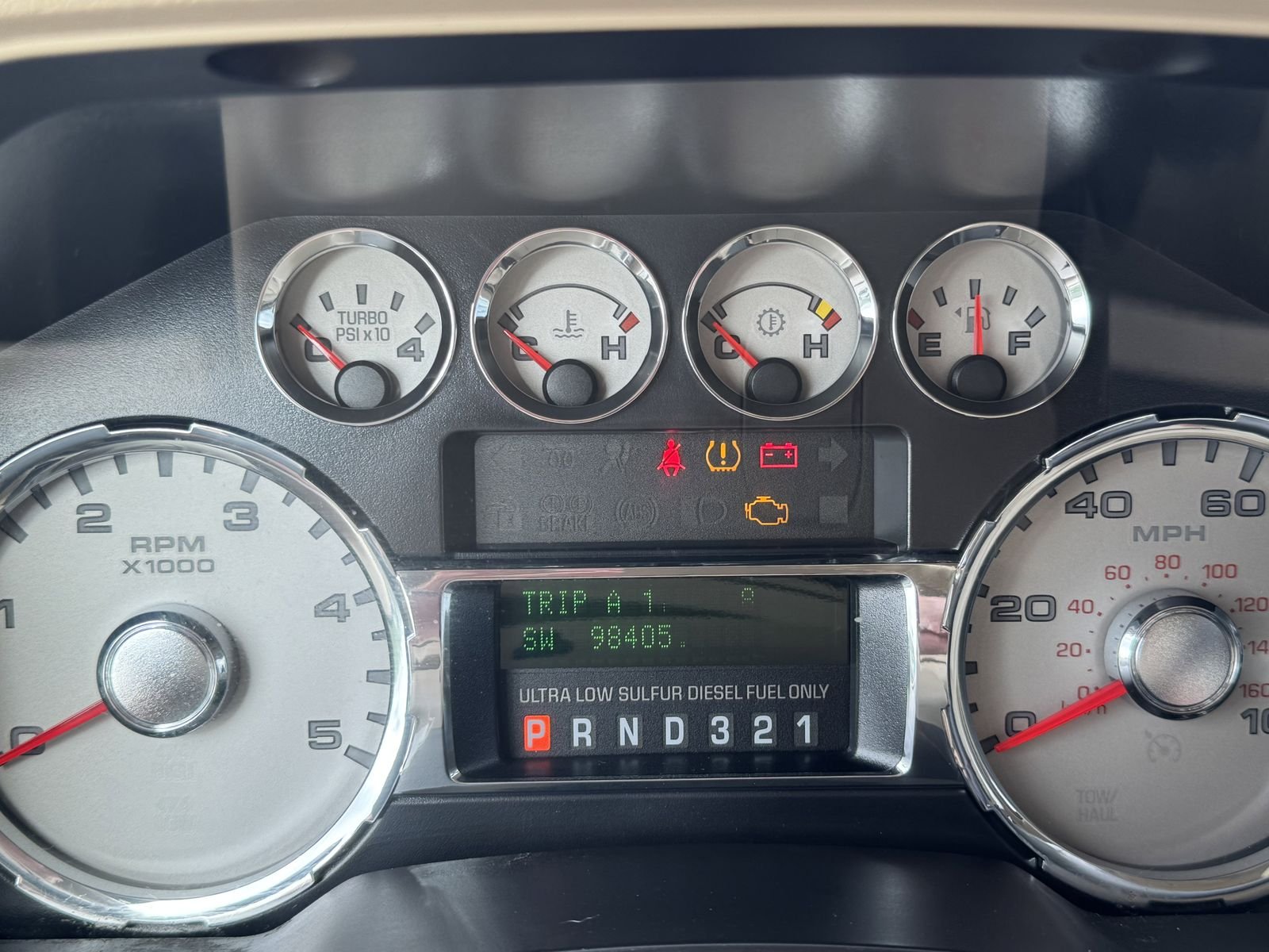 Used 2010 Beige Ford Lariat image 4