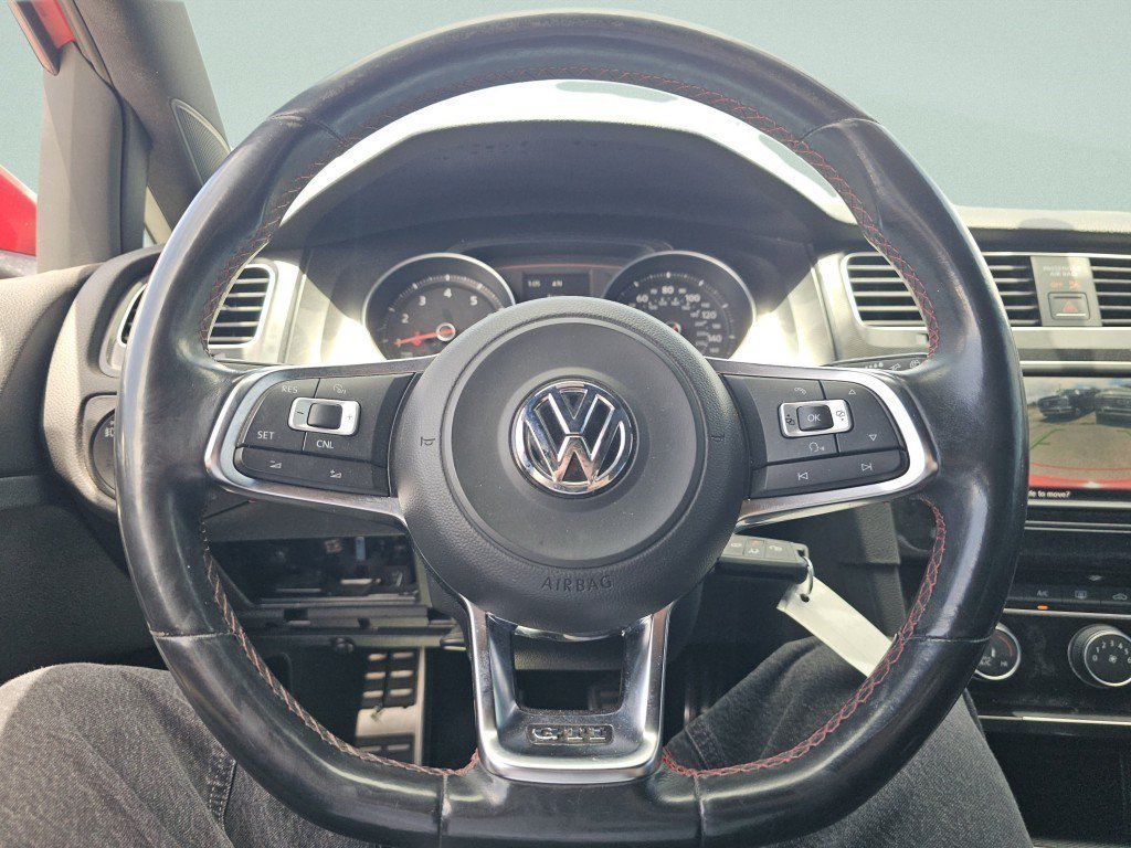 Used 2016 Tornado Red Volkswagen S image 28