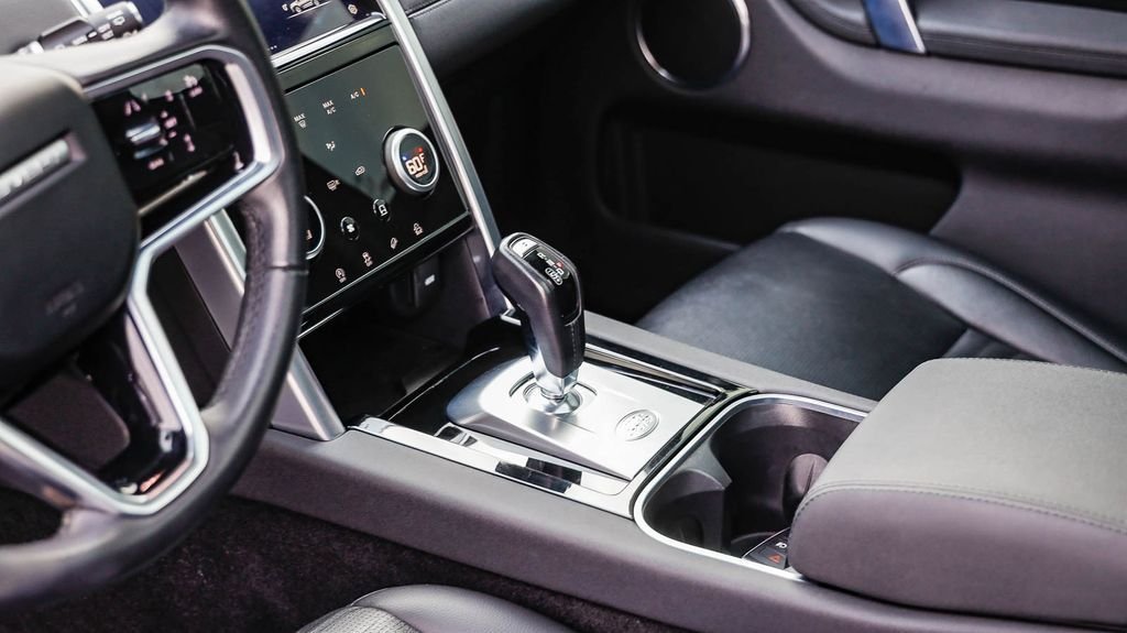 Used 2023 Fuji White Land Rover S image 24