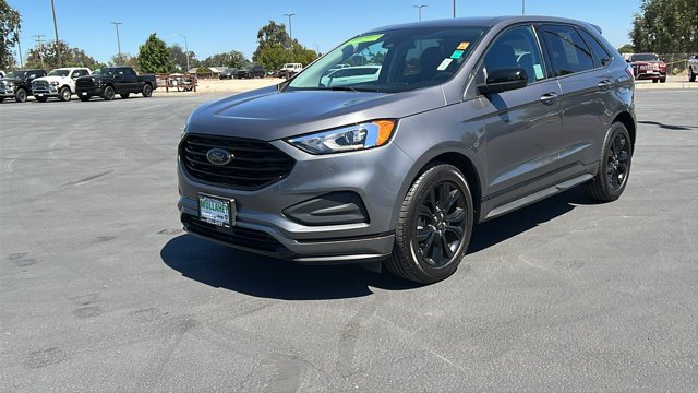 Used 2022 Gray Ford SE image 7