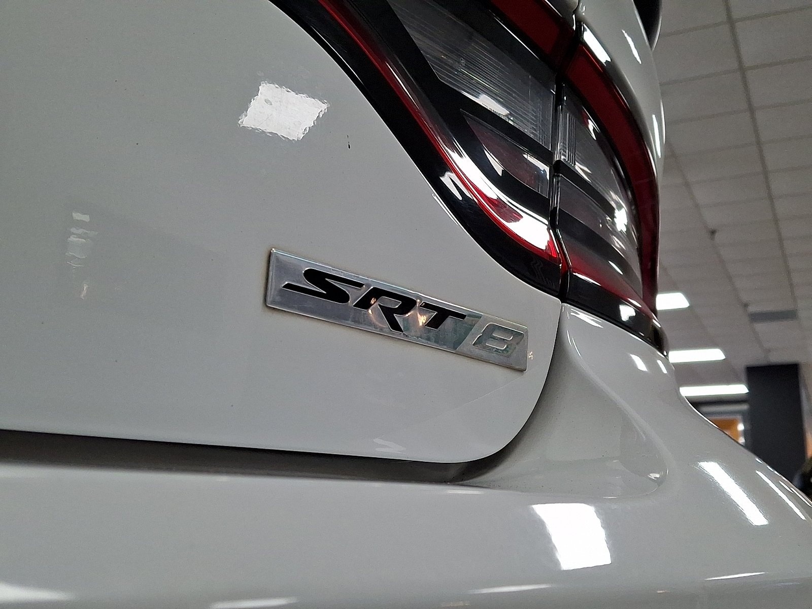 Used 2018 White Knuckle Clearcoat - PW7 Dodge R/T Scat Pack RWD image 30