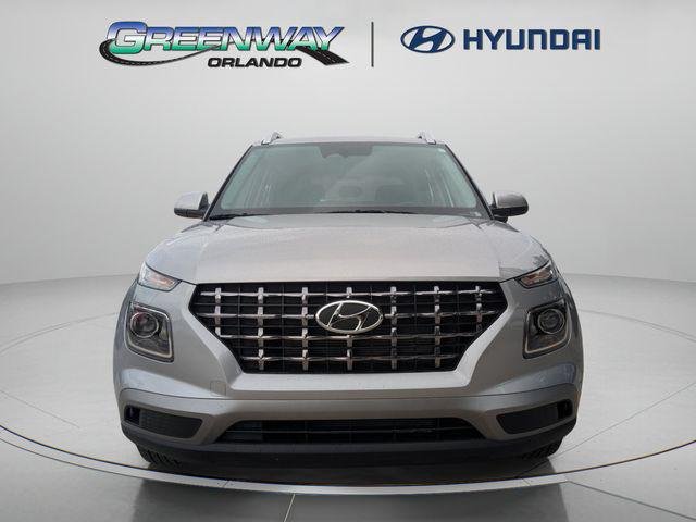 New 2026 Shimmering Silver Hyundai SEL image 39