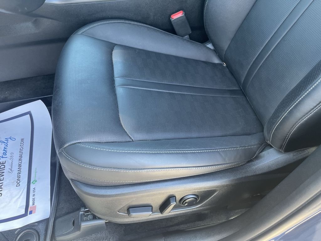 2025 Kia Sorento EX - Photo 12