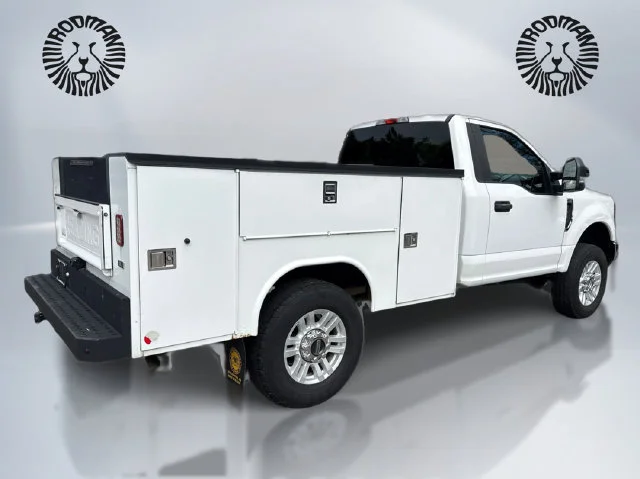 Used 2019 Oxford White Ford XL image 6