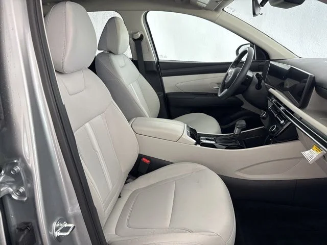 Used 2025 Silver Hyundai SEL image 24