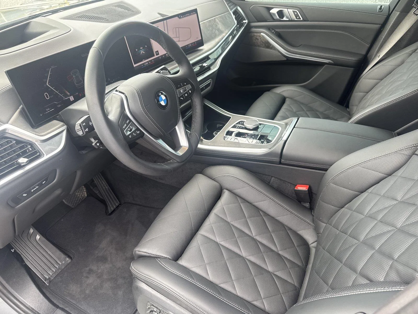 Used 2026 Skyscraper Grey Metallic BMW sDrive40i image 10