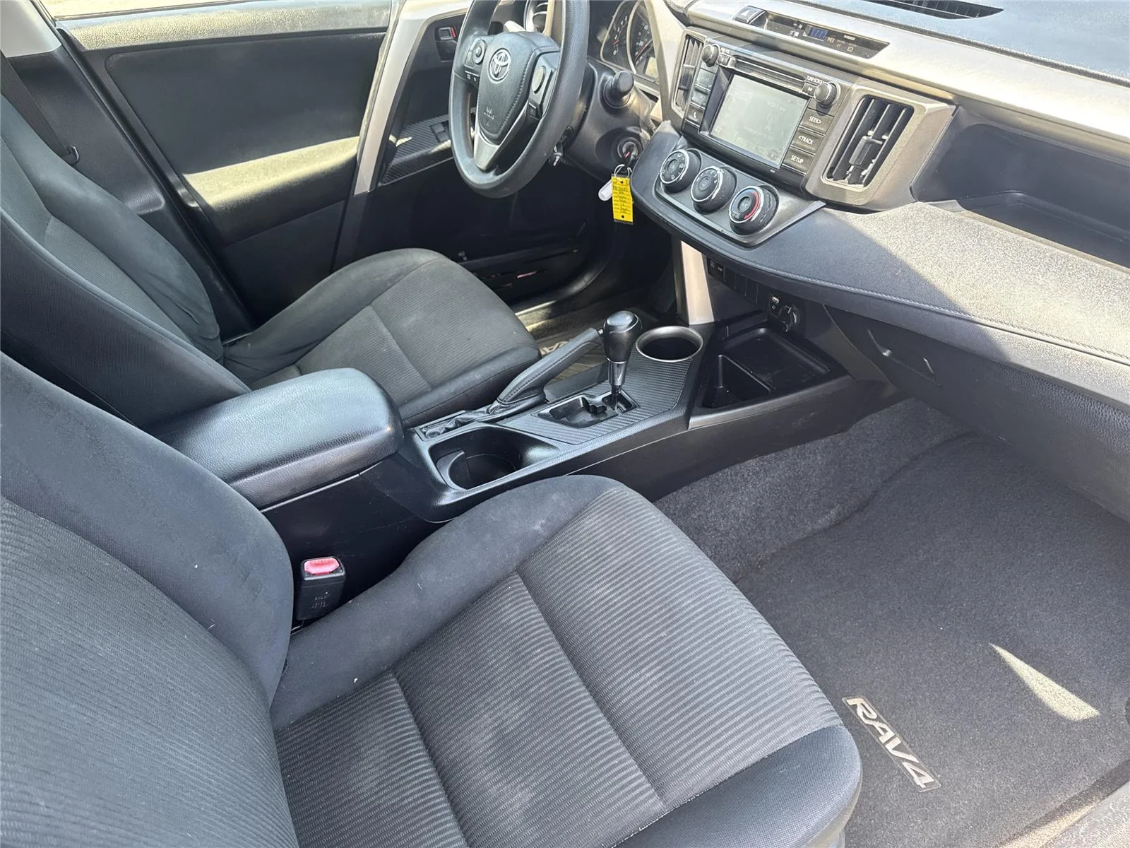 Used 2014 Pyrite Mica Toyota LE image 32