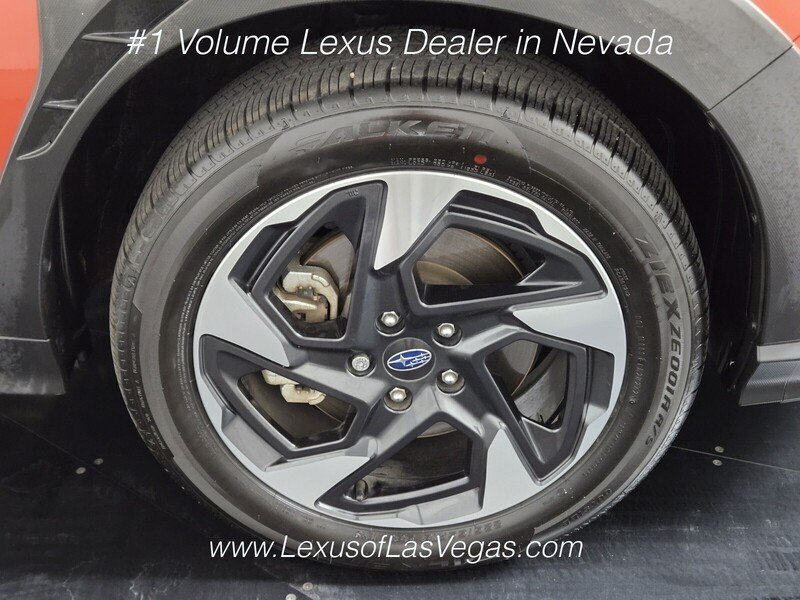 Used 2024 Pearl Subaru Limited image 9