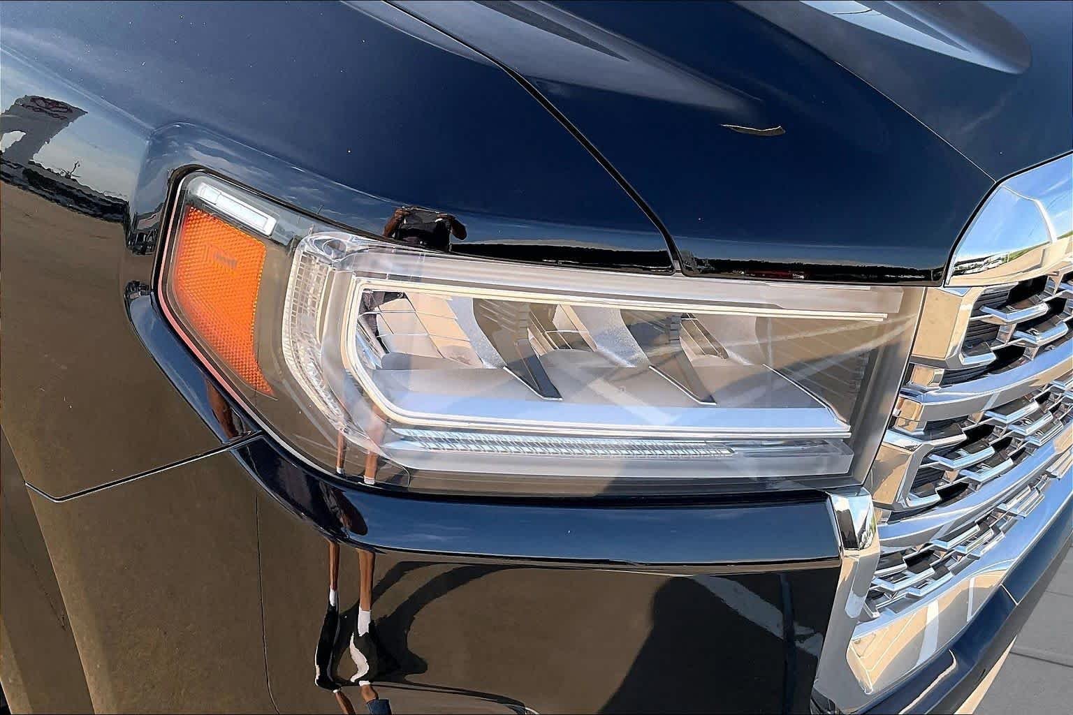 Used 2023 Ebony Twilight Metallic GMC Denali image 24