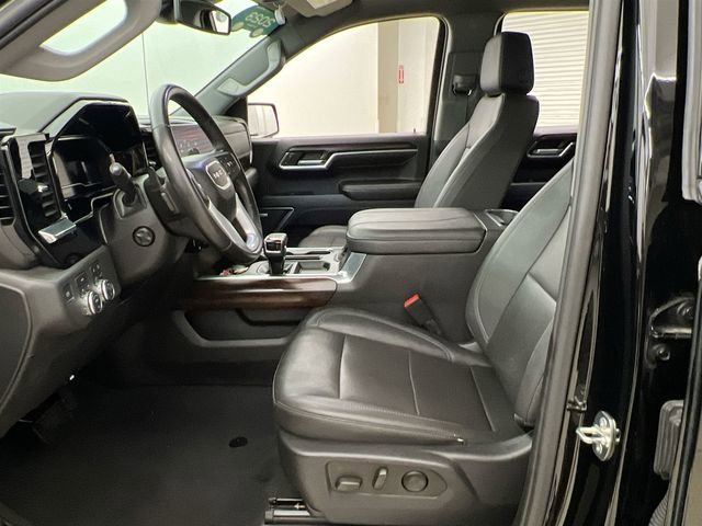 2023 GMC Sierra 1500 SLT - Photo 9