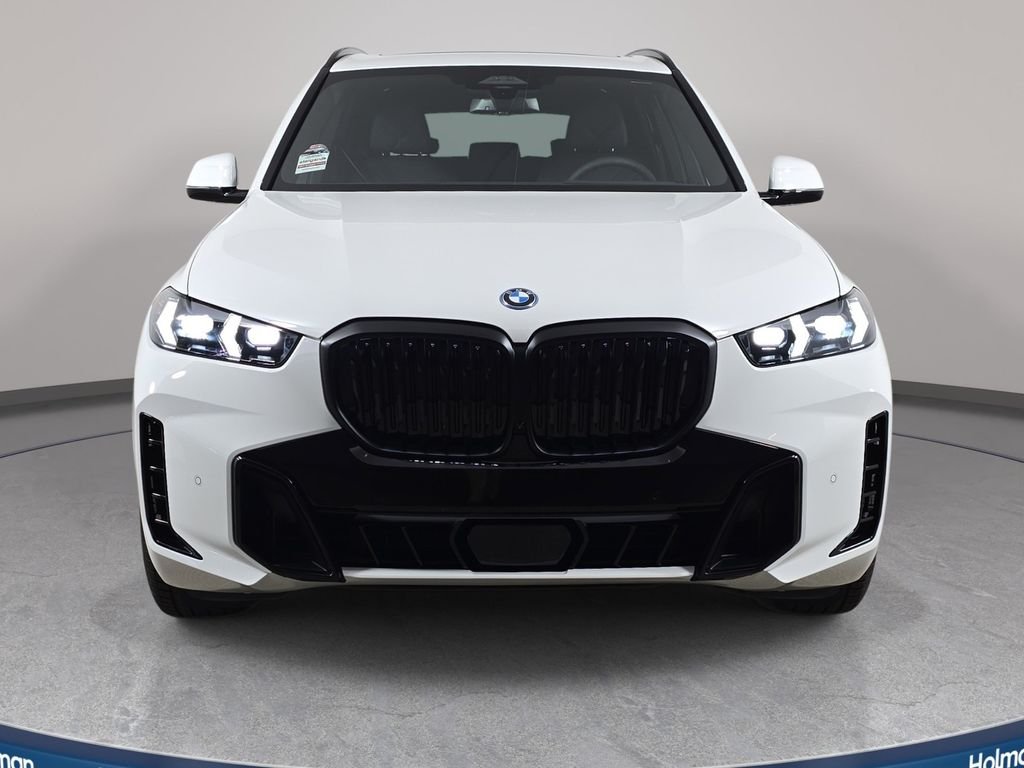 New 2026 Alpine White BMW xDrive50e image 2