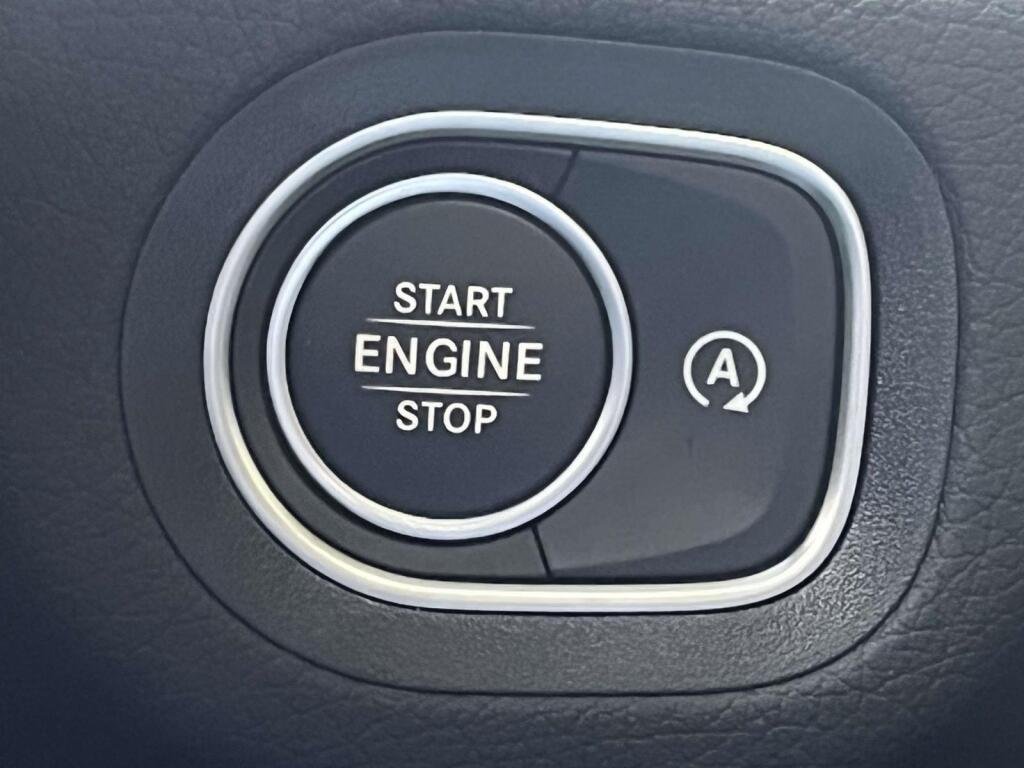 New 2026 Selenite Grey Metallic Mercedes-Benz GLE 350 image 38